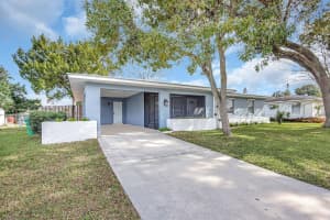 265 NE Mainsail Street, Port Saint Lucie, FL 34983 Sold 04/25/25