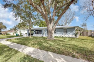 265 NE Mainsail Street, Port Saint Lucie, FL 34983 Sold 04/25/25