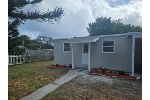 128 SE 12th Avenue, Boynton Beach, FL 33435 Sold 02/21/25