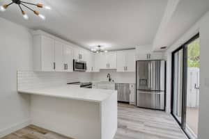 1010 NE 8th Avenue B 10, Delray Beach, FL 33483 Sold 03/24/25