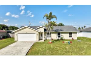 311 SE Navy Avenue, Port Saint Lucie, FL 34984 Sold 02/24/25
