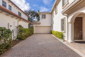 339 October Street, Palm Beach Gardens, FL 33410 Sold 03/20/25