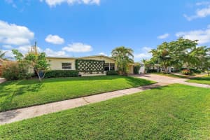 528 Captains Road, North Palm Beach, FL 33408 Sold 02/28/25
