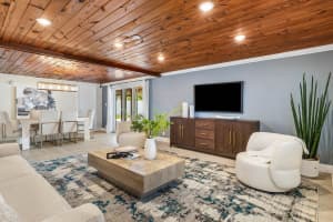 231 NE 14th Street, Delray Beach, FL 33444 Sold 07/03/25