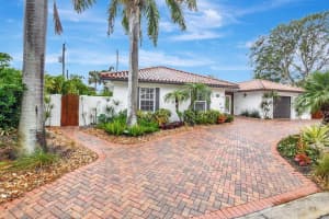 644 S South Road, Boynton Beach, FL 33435 Sold 02/26/25