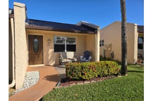 121 Lake Gloria Drive, West Palm Beach