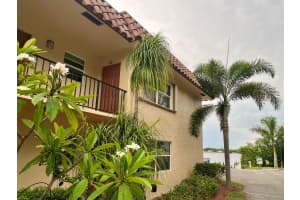 2600 S Kanner Highway W12, Stuart, FL 34994 Sold 03/05/25