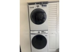 5 Crossings Circle D, Boynton Beach, FL 33435 Sold 04/25/25