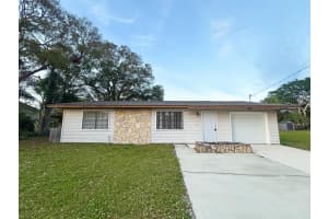 226 Garden Avenue, Fort Pierce, FL 34982 Sold 04/04/25