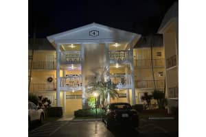 4 Colonial Club Drive 205, Boynton Beach, FL 33435 Sold 03/31/25