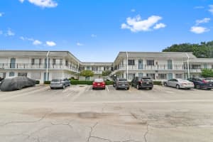 2960 Cynthia Lane 205, Lake Worth Beach