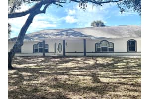 8379 NW 189th Avenue, Okeechobee, FL 34972 - MLS#R11050834