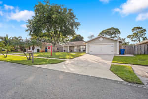 109 Timber Run W, Riviera Beach, FL 33407 Sold 02/12/25