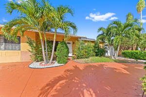 306 SW 79th Terrace, North Lauderdale, FL 33068 Sold 04/14/25