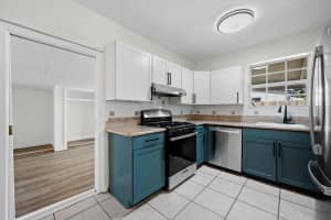 3800 S 57th Avenue, Greenacres, FL 33463 Sold 03/19/25