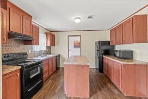 17867 NW 278th Street Street, Okeechobee, FL 34972 Sold 03/03/25