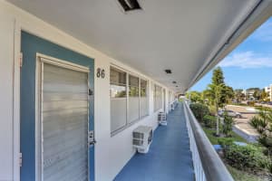 86 Lyndhurst D D, Deerfield Beach, FL 33442 - MLS#R11050935
