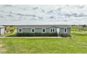 3274 NE 80th Avenue, Okeechobee, FL 34972 Sold 03/11/25
