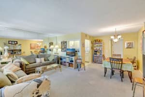 573 Fanshaw N, Boca Raton, FL 33434 Sold 05/01/25