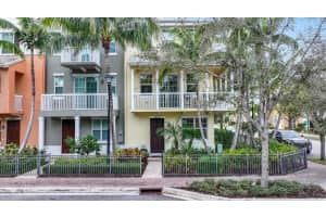100 SW 1st Avenue A, Delray Beach, FL 33444 Sold 03/12/25