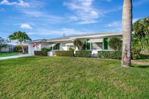 327 Leigh Road, Tequesta, FL 33469 Sold 03/03/25
