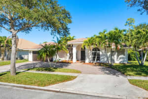 135 Cypress Trace, Royal Palm Beach, FL 33411 Sold 06/13/25