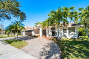 135 Cypress Trace, Royal Palm Beach, FL 33411 Sold 06/13/25