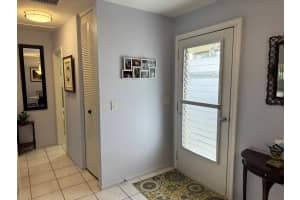 2822 Crosley Drive W E, West Palm Beach, FL 33415 - MLS#R11051051