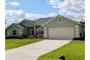 302 Sw Log Drive, Port Saint Lucie