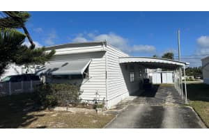 8429 SE Eagle Avenue, Hobe Sound, FL 33455 Sold 01/31/25