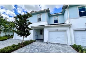 1832 Sandpiper Pointe Place Deerfield Beach, FL 33442 - Off Market