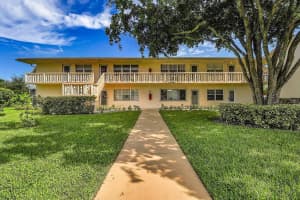 112 Coventry E, West Palm Beach, FL 33417 Sold 03/05/25