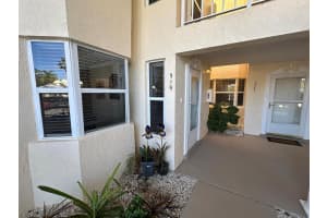 319 N Grove Isle Circle, Vero Beach, FL 32962 Sold 02/14/25