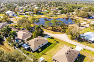 819 Blossom Drive, Sebastian, FL 32958 Sold 03/10/25