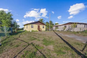 260 SW 12th Avenue, South Bay, FL 33493 Sold 03/21/25