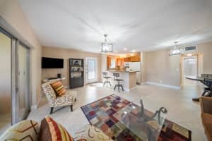 212 Oxford 400 212, West Palm Beach, FL 33417 Sold 08/07/25