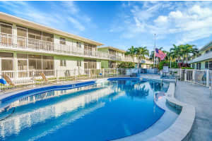 2100 Ne 38th Street 135, Lighthouse Point