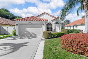 1604 Oak Berry Circle, Wellington, FL 33414 Sold 04/02/25