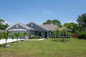 2471 SE Gillette Avenue, Port Saint Lucie, FL 34952 Sold 03/07/25