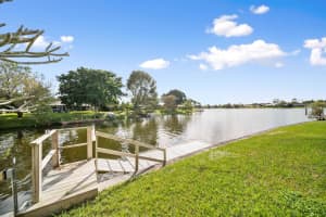 12716 Headwater Circle, Wellington, FL 33414 Sold 04/25/25