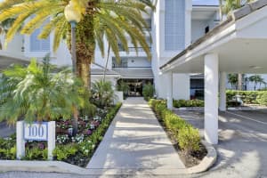 144 Bay Colony Drive N, Juno Beach, FL 33408 - MLS#R11051551