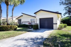 12 Ridge Pointe Drive D, Boynton Beach, FL 33435 Sold 02/25/25
