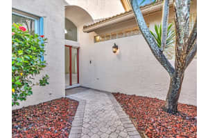 8800 Shoal Creek Lane, Boynton Beach, FL 33472 - MLS#R11051731