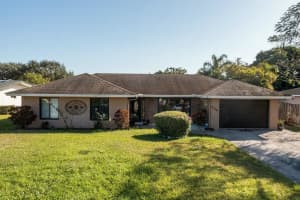 106 Swan Parkway W, Royal Palm Beach, FL 33411 Sold 03/14/25