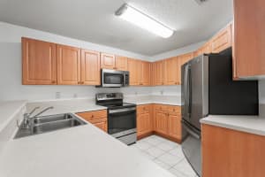 800 Imperial Lake Road, West Palm Beach, FL 33413 Sold 07/15/25
