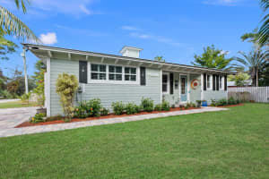 1305 SE Sea Oat Lane, Stuart, FL 34996 - MLS#R11051831