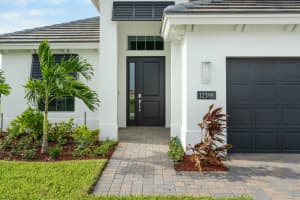 12398 SW Sunrise Lake Terrace, Port Saint Lucie, FL 34987 - MLS#R11051842