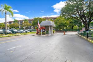 5900 Nw 44th Street 106, Lauderhill