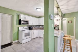 3907 Pensacola Dr, Lake Worth, FL 33462 Sold 03/27/25