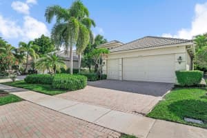 10760 Northgreen Drive, Lake Worth, FL 33449 Sold 05/19/25